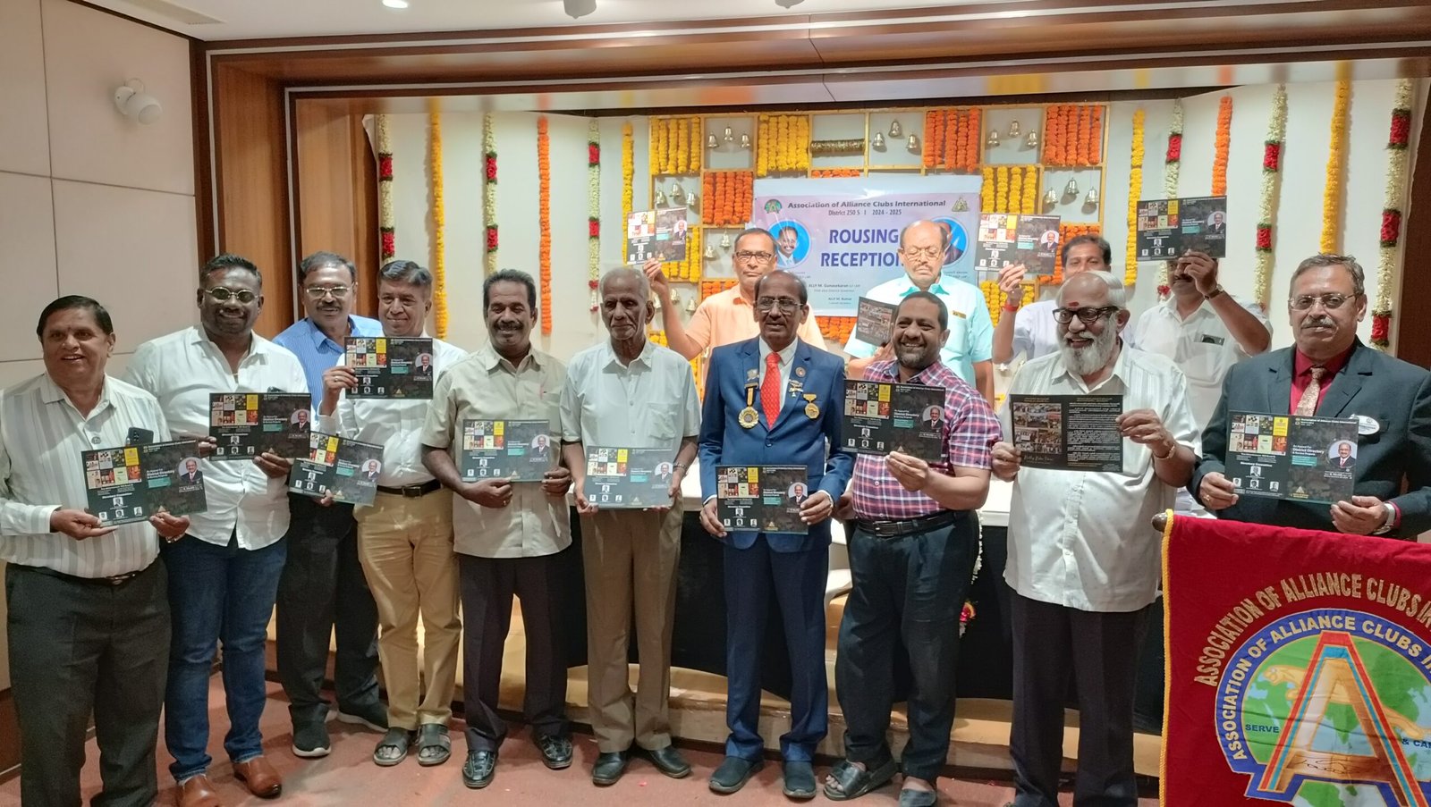 இன்டர்நேஷனல் அசோசியேசன் ஆப் அலையன்ஸ் மாவட்டம் 250 எஸ், மாவட்டத்தின் 2024,மற்றும் 2025ம் ஆண்டின் ஆளுநராக அலை ராஜன், மற்றும் சர்வதேச அலையன்ஸ் சங்க இயக்குனராக பொறுப்பு ஏற்ற ஸ்ரீனிவாசன் இன்டர்நேஷனல் அசோசியேசன் ஆப் அலையன்ஸ் மாவட்டம் 250 எஸ், மாவட்டத்தின் 2024,மற்றும் 2025ம் ஆண்டின் ஆளுநராக அலை ராஜன், மற்றும் சர்வதேச அலையன்ஸ் சங்க இயக்குனராக பொறுப்பு ஏற்ற ஸ்ரீனிவாசன்