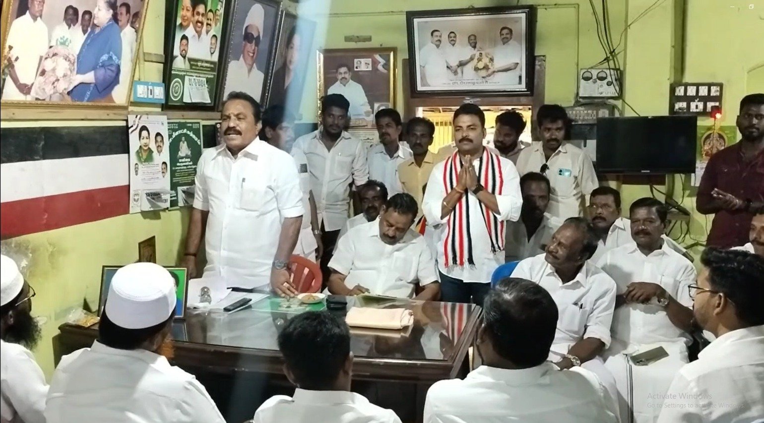 நாடாளுமன்ற தேர்தலில் அதிமுக அமோக வெற்றி பெறும், அதிமுகவை தேடித்தான் கூட்டணி கட்சிகள் வரும், ஓபிஎஸ் பாஜகவை தேடி போனார் சீட்டு இல்லாமல் வெளியேறி விட்டார் முன்னாள் அமைச்சர் அதிமுக அமைப்பு செயலாளர் ஓ எஸ் மணியன் பேட்டி