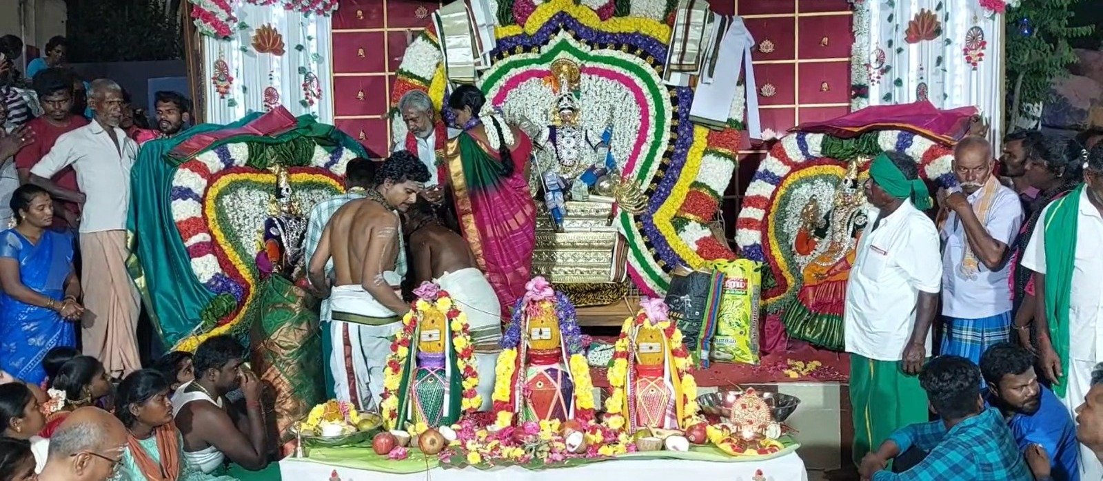 நெமிலி அருகே புகழ்பெற்ற வேடந்தாங்கல் ஸ்ரீ வள்ளி தேவசேனா சமய சுப்பிரமணிய சுவாமி பங்குனி உத்திர திருக்கல்யாண வைபவம். நெமிலி அருகே புகழ்பெற்ற வேடந்தாங்கல் ஸ்ரீ வள்ளி தேவசேனா சமய சுப்பிரமணிய சுவாமி பங்குனி உத்திர திருக்கல்யாண வைபவம்.