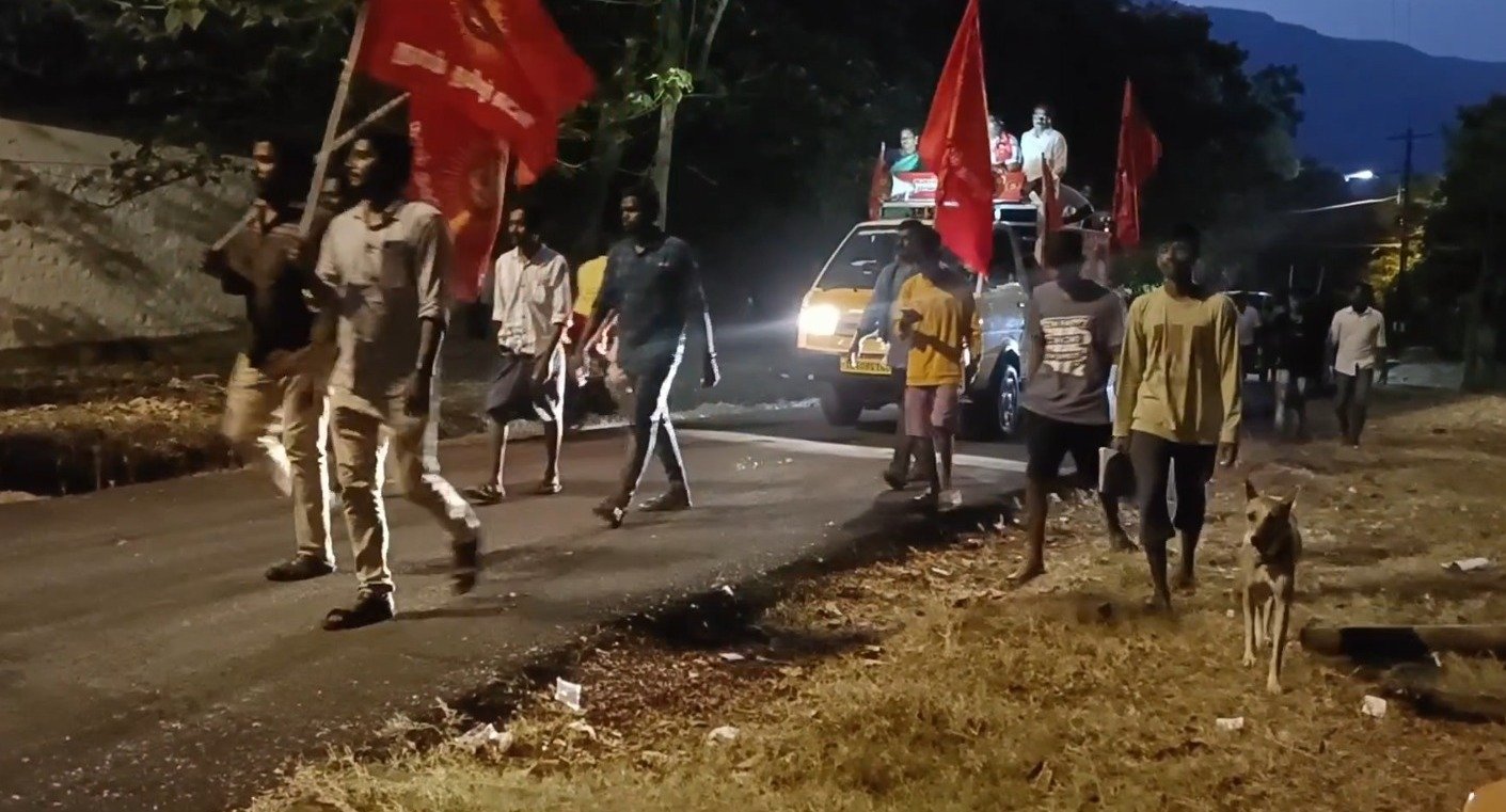 சின்னம் இல்லாமல் தனது பரப்புரையை தொடங்கிய தேனி பாராளுமன்ற நாம் தமிழர் கட்சி வேட்பாளர். சின்னம் இல்லாமல் தனது பரப்புரையை தொடங்கிய தேனி பாராளுமன்ற நாம் தமிழர் கட்சி வேட்பாளர்.