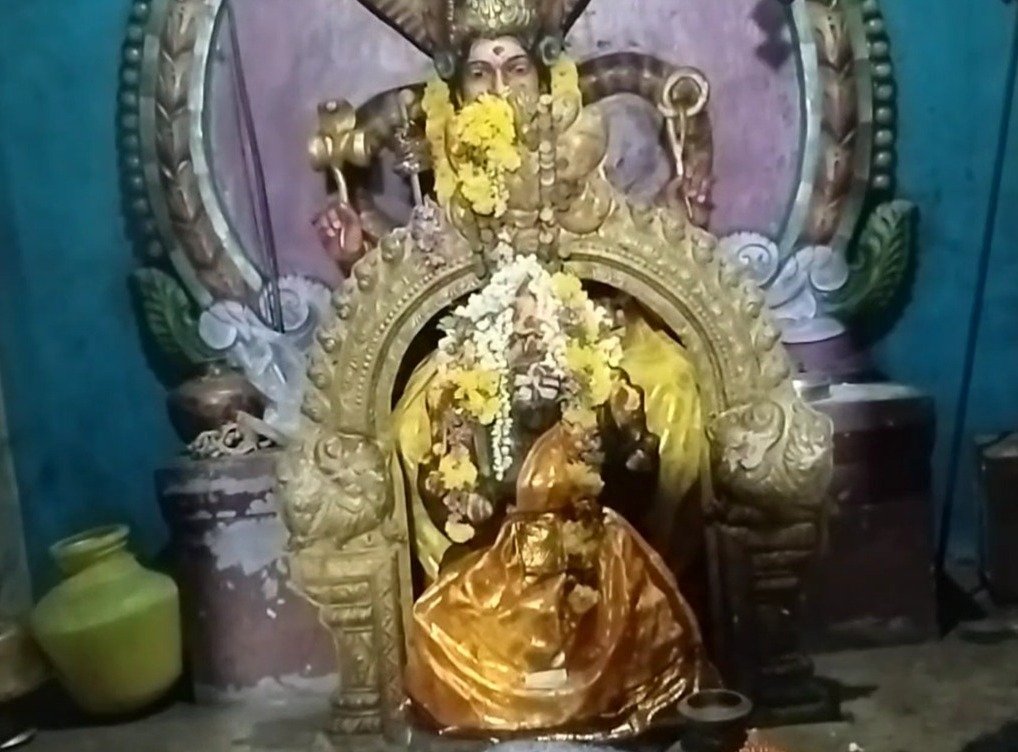 அருள்மிகு கல்லங்குறிச்சி கலியுக வரதராஜ பெருமாள் கோயிலில் பூதேவி, ஸ்ரீதேவி திருத் தேரோட்டம் வெகு விமர்சையாக நடைபெற்றது அருள்மிகு கல்லங்குறிச்சி கலியுக வரதராஜ பெருமாள் கோயிலில் பூதேவி, ஸ்ரீதேவி திருத் தேரோட்டம் வெகு விமர்சையாக நடைபெற்றது