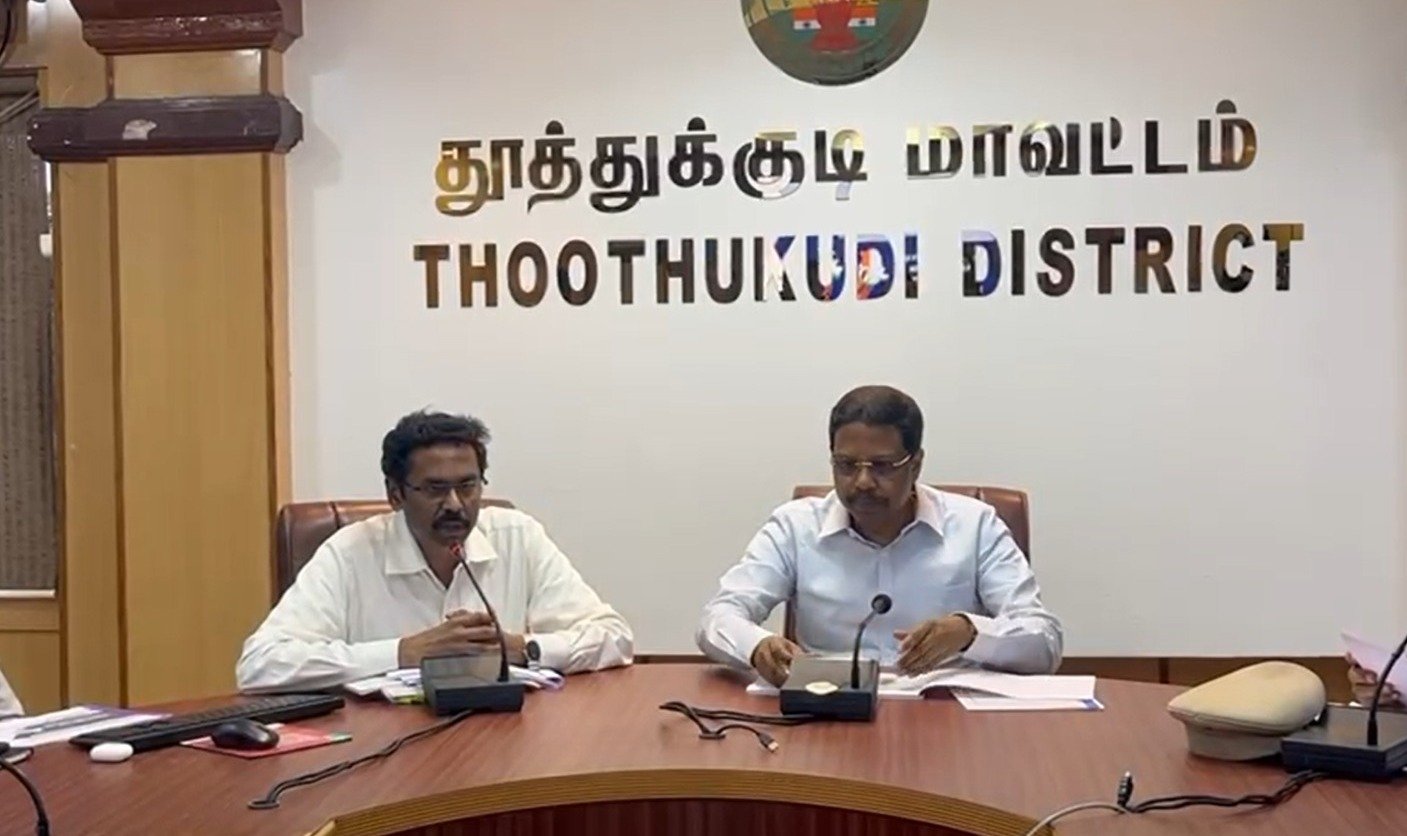 தமிழக தலைமை தேர்தல் அலுவலர் சத்திய பிரதா சாகு தூத்துக்குடி நாடாளுமன்ற தொகுதி தேர்தல் பணிகள் குறித்து ஆய்வு செய்ய இன்று தூத்துக்குடி வருகை தந்தார் .