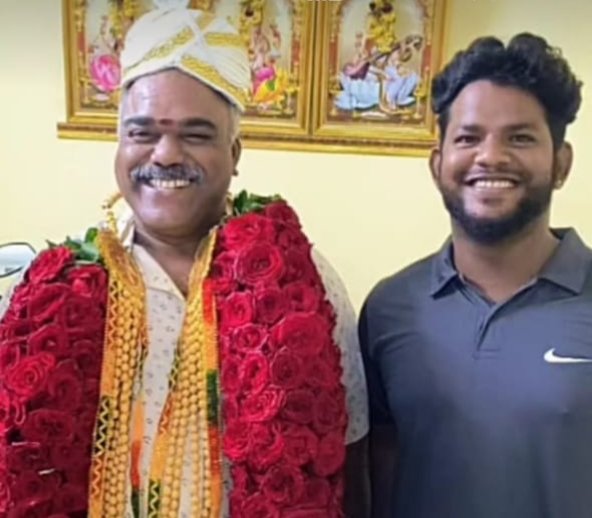 கணியம்பாடியில் காவல் உதவி ஆய்வாளருடன் கைகோர்த்துக் கொண்டு திருட்டு வாகனங்களை விற்பனை செய்து வாரி சுருட்டும் இருசக்கர வாகன மெக்கானிக்! கணியம்பாடியில் காவல் உதவி ஆய்வாளருடன் கைகோர்த்துக் கொண்டு திருட்டு வாகனங்களை விற்பனை செய்து வாரி சுருட்டும் இருசக்கர வாகன மெக்கானிக்!