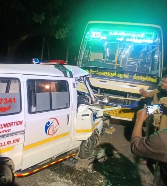 நாகர்கோவில் அருகே பேருந்தும் ஆம்புலன்ஸும் மோதல் – ஒருவர் உயிரிழப்பு, ஓட்டுநர் படுகாயம்