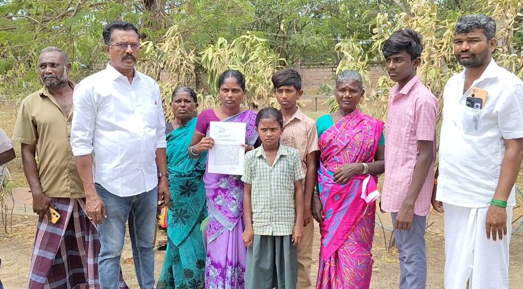 குவைத்துக்கு வேலைக்கு சென்ற தனது கணவர் காணவில்லை என தூத்துக்குடி மாவட்ட ஆட்சியரிடம் மனைவி மனு அளித்துள்ளார்