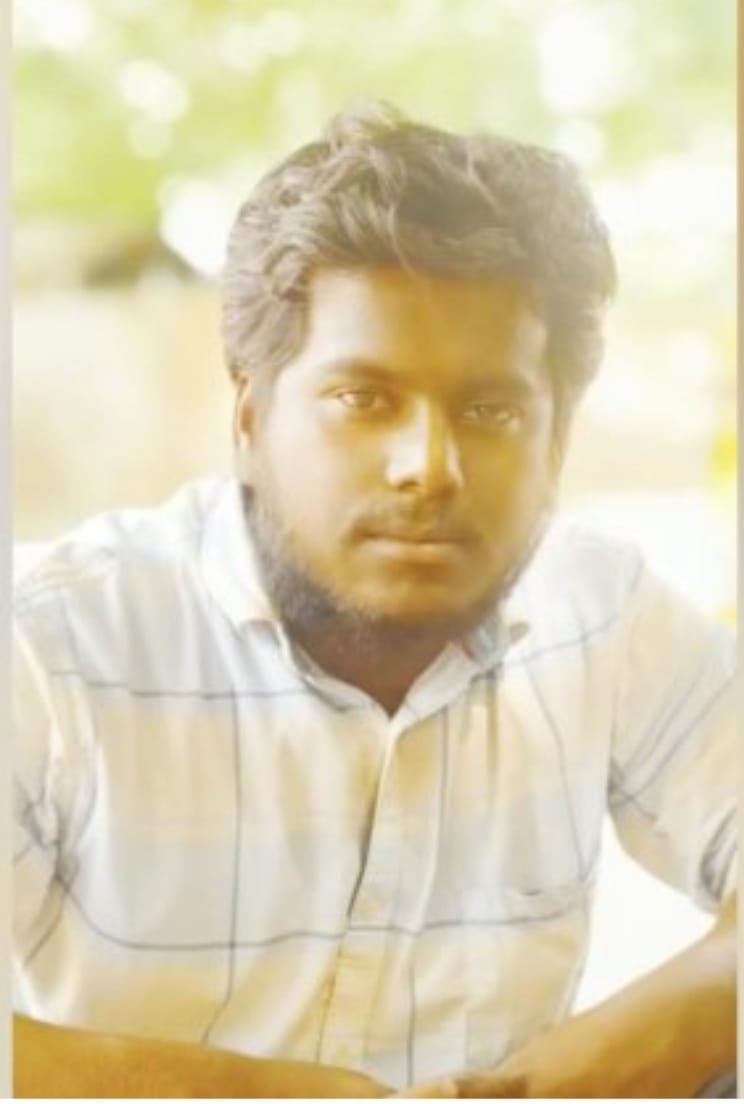 காவல் நிலையத்தில் கையெழுத்து போட வந்தவரை வெட்டி கொலை செய்த முதலாளி