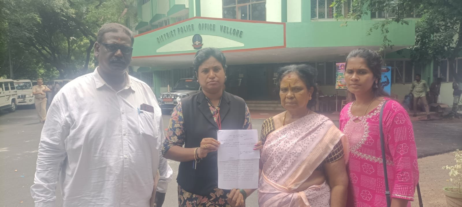 வேலூர் மாவட்ட காவல் கண்காணிப்பாளரிடம் பொய் புகார் அளித்தவர் மீது புகார்!