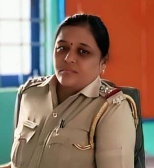 தர்மபுரியில் மைனர் சிறுமிக்கு திருமணம்: பெற்றோர்களை கைது செய்யாமல் இருக்க ரூ. 50, ஆயிரம் லஞ்சம் பெற்ற காவல் ஆய்வாளர் கைது!