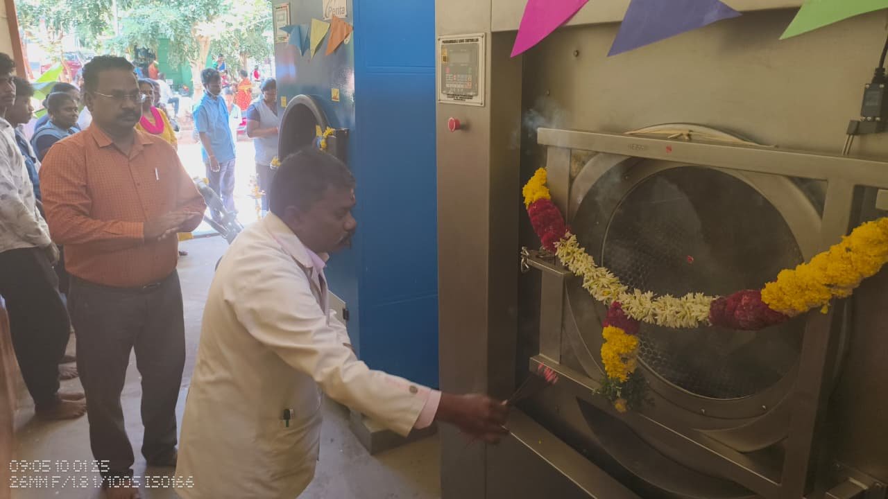தென்காசியில் புதிய சலவையகம் மருத்துவமனை துவக்கம்