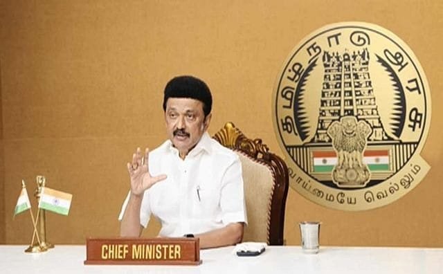 அனைத்து அரசு பொதுத்துறை நிறுவனங்களில் பணிபுரியும் ‘C’ மற்றும் ‘D’ பிரிவு தொழிலாளர்கள் மற்றும் பணியாளர்களுக்கு 20 விழுக்காடு வரை மிகை ஊதியம் மற்றும் கருணைத் தொகை வழங்கப்படும்! அனைத்து அரசு பொதுத்துறை நிறுவனங்களில் பணிபுரியும் ‘C’ மற்றும் ‘D’ பிரிவு தொழிலாளர்கள் மற்றும் பணியாளர்களுக்கு 20 விழுக்காடு வரை மிகை ஊதியம் மற்றும் கருணைத் தொகை வழங்கப்படும்!