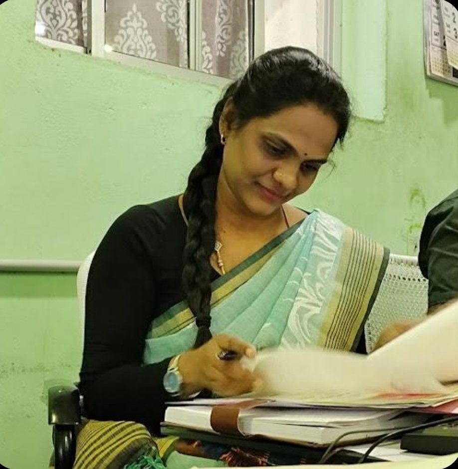 தமிழகம் முழுவதும் சார் பதிவாளர்களாக பணிபுரிபவர்கள் இருக்கும் இடத்தை தக்க வைக்க பேரம் நடக்குது: தமிழ்நாடு அரசியலில் அதிரடி வசூல் வேட்டை! தமிழகம் முழுவதும் சார் பதிவாளர்களாக பணிபுரிபவர்கள் இருக்கும் இடத்தை தக்க வைக்க பேரம் நடக்குது: தமிழ்நாடு அரசியலில் அதிரடி வசூல் வேட்டை!